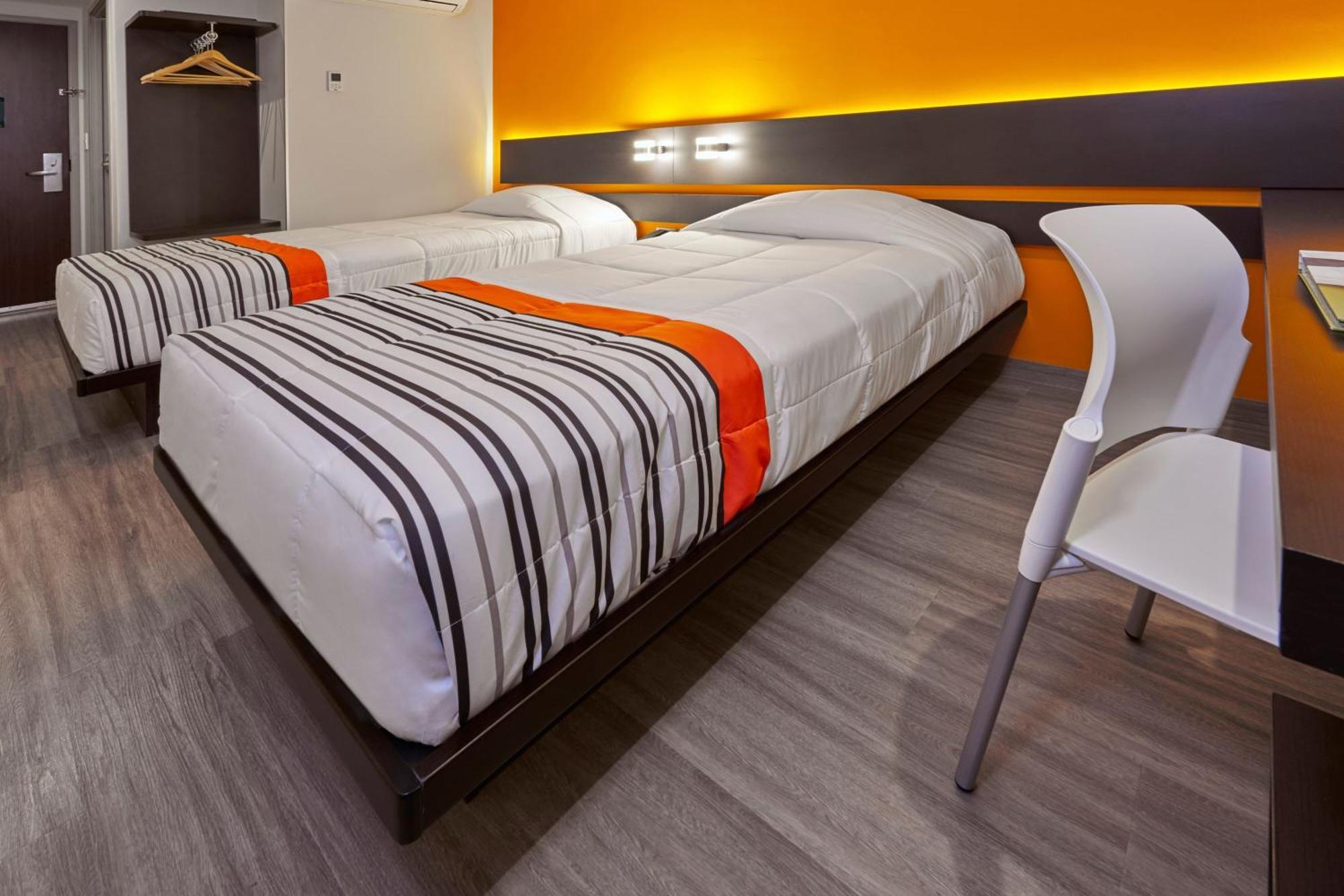 City Express Junior By Marriott Ciudad De Mexico Sullivan ภายนอก รูปภาพ
