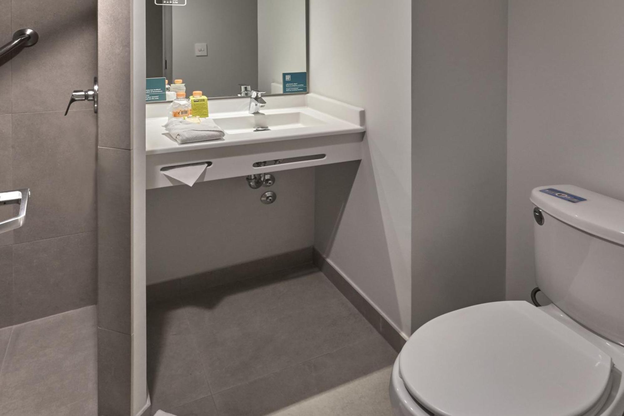 City Express Junior By Marriott Ciudad De Mexico Sullivan ภายนอก รูปภาพ