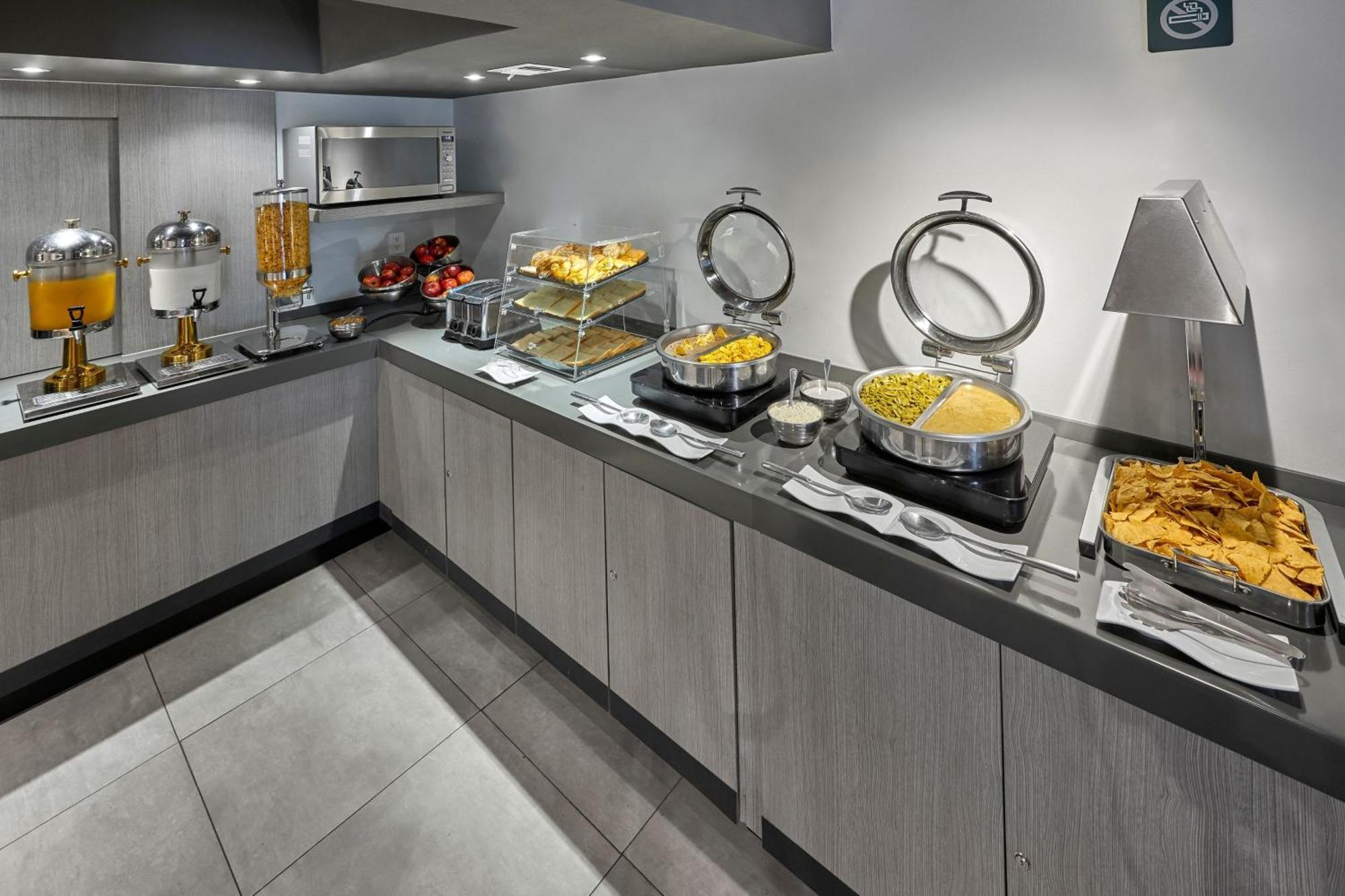 City Express Junior By Marriott Ciudad De Mexico Sullivan ภายนอก รูปภาพ